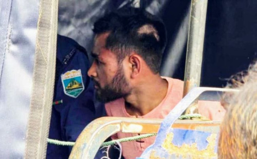 বাগমারায় চকলেট খাওয়ানোর প্রলোভন দেখিয়ে শিশুকে ধর্ষণের চেষ্টা,যুবক-আটক