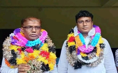 ভবানীগঞ্জ দলিল লেখক সমিতির নির্বাচনে সভাপতি মামুন, সম্পাদক পলাশ নির্বাচিত